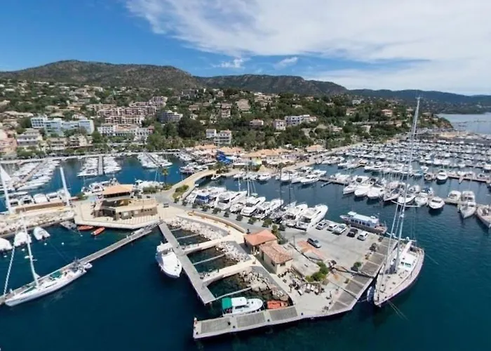 Lv280-f302 2 Couchages Le Lavandou *